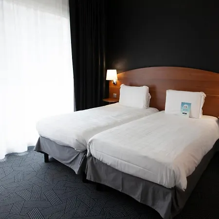 Szálloda Kyriad Ferrand Centre 3*