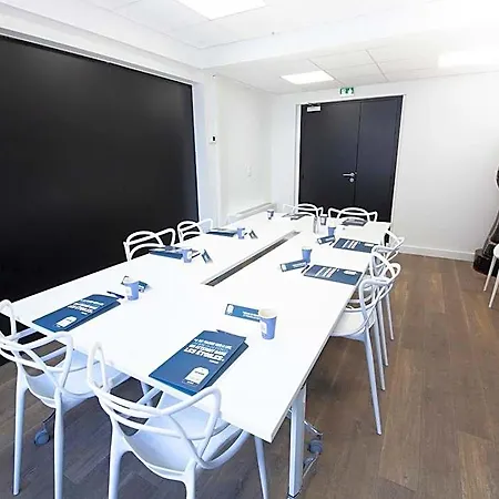 Kyriad Ferrand Centre Hotel Clermont-Ferrand