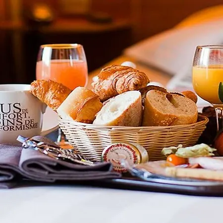 Kyriad Ferrand Centre Hotel Clermont-Ferrand