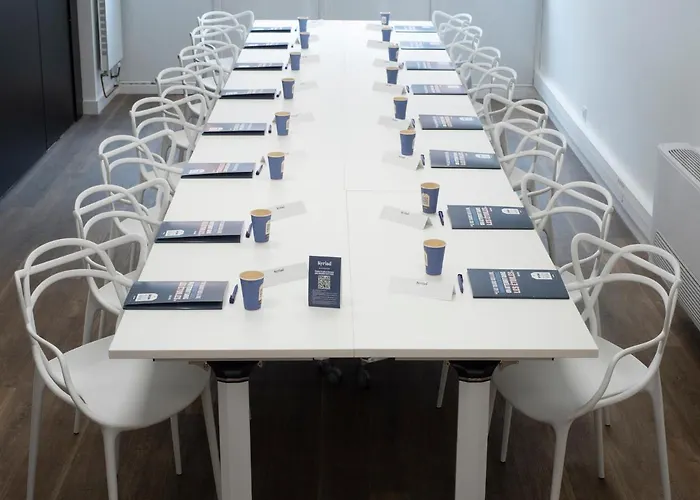 克莱蒙费朗中心基里亚德酒店