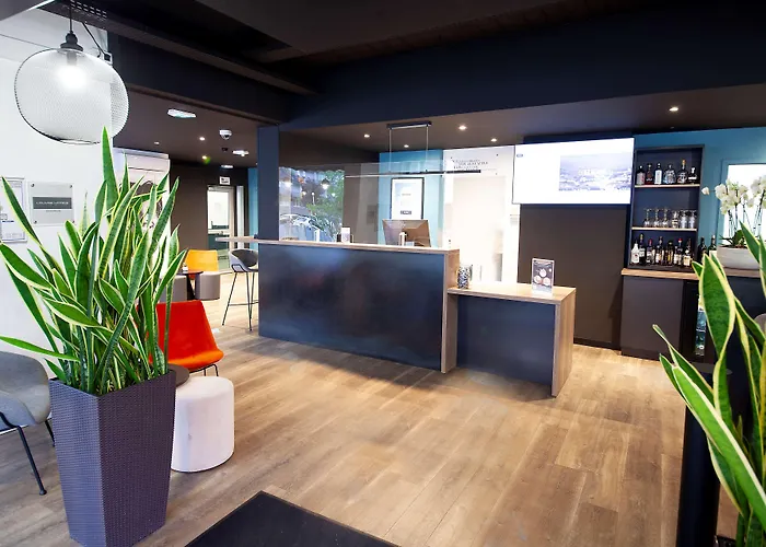 克莱蒙费朗中心基里亚德酒店 酒店 3*