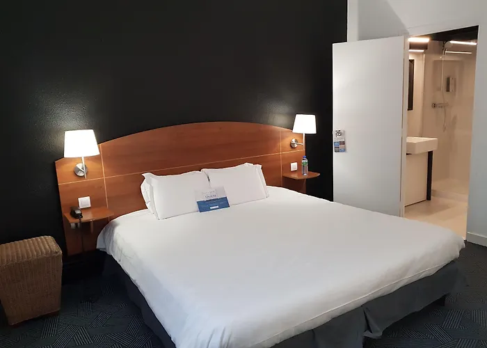 克莱蒙费朗中心基里亚德酒店 酒店