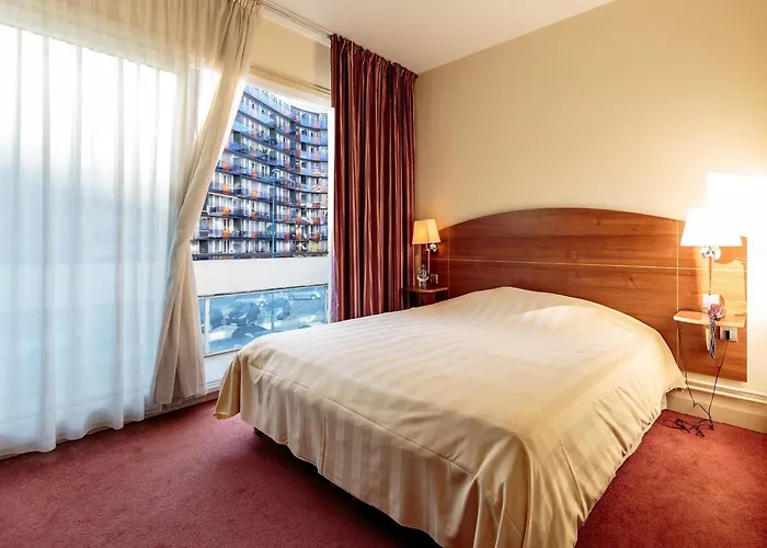 Szálloda Kyriad Ferrand Centre 3*