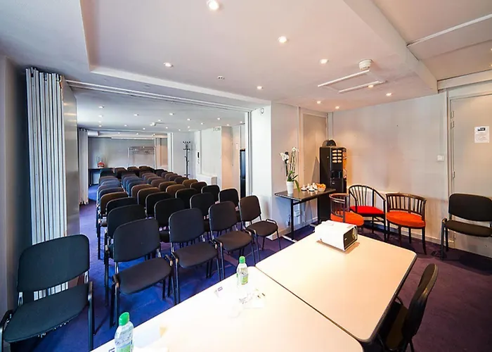 Kyriad Ferrand Centre 3* Clermont-Ferrand