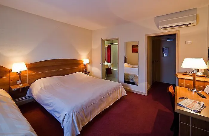 克莱蒙费朗中心基里亚德酒店 酒店 3*